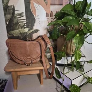 Elegant Brown Leather Shoulder Bag